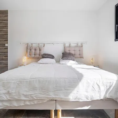 Du Puy Ouest Ferienhaus *
