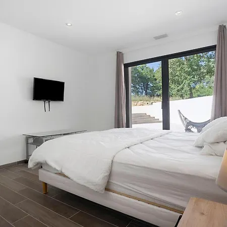 Du Puy Ouest Ferienhaus *